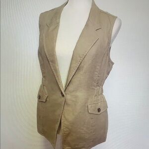 Women's Tan Sleeveless Jacket